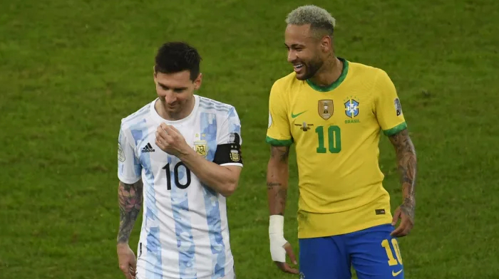 ac米兰下载-关于大巴黎欢乐前行，无往不利稳坐榜首的信息