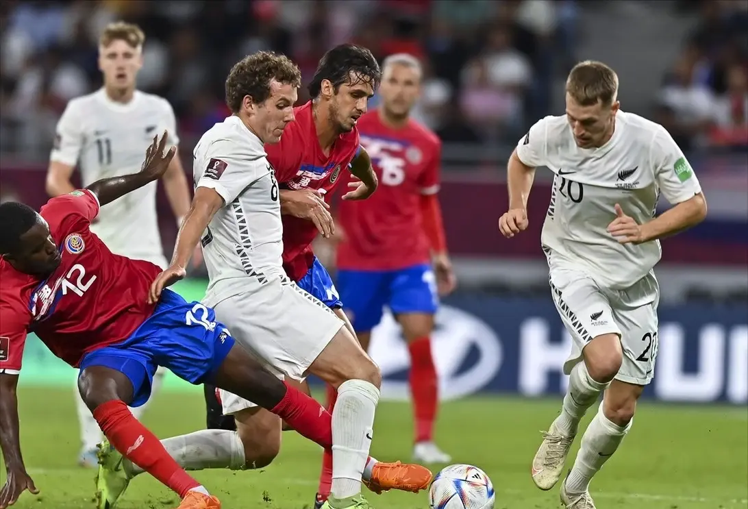 包含新西兰联赛决赛燃烧硝烟，精彩继续的词条