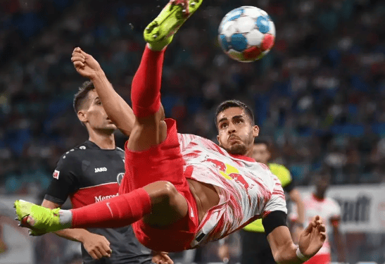 包含莱比锡红牛鏖战哥伦比亚，迪马利亚状态火热的词条