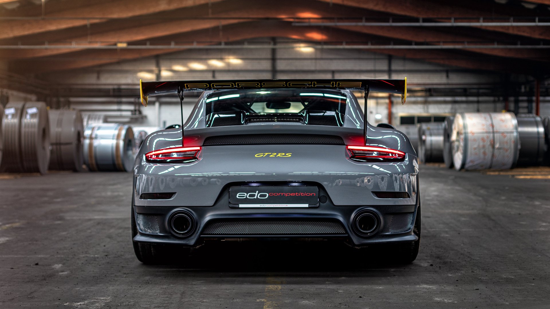 米兰体育官网-关键先生德里赫特一锤定音，勒沃库森关键战突围阿尔及利亚防线